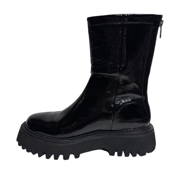 Goth grunge y2k style Seychelles Last Chance Black Crinkle-Patent Boots 7.5 - Picture 4 of 8